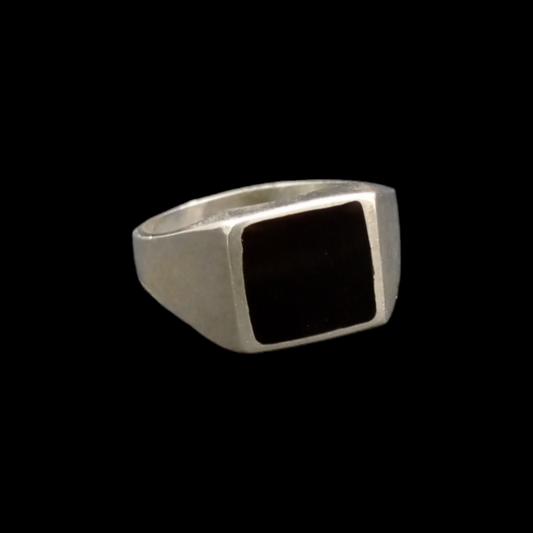 Anillo cuadrado con onix